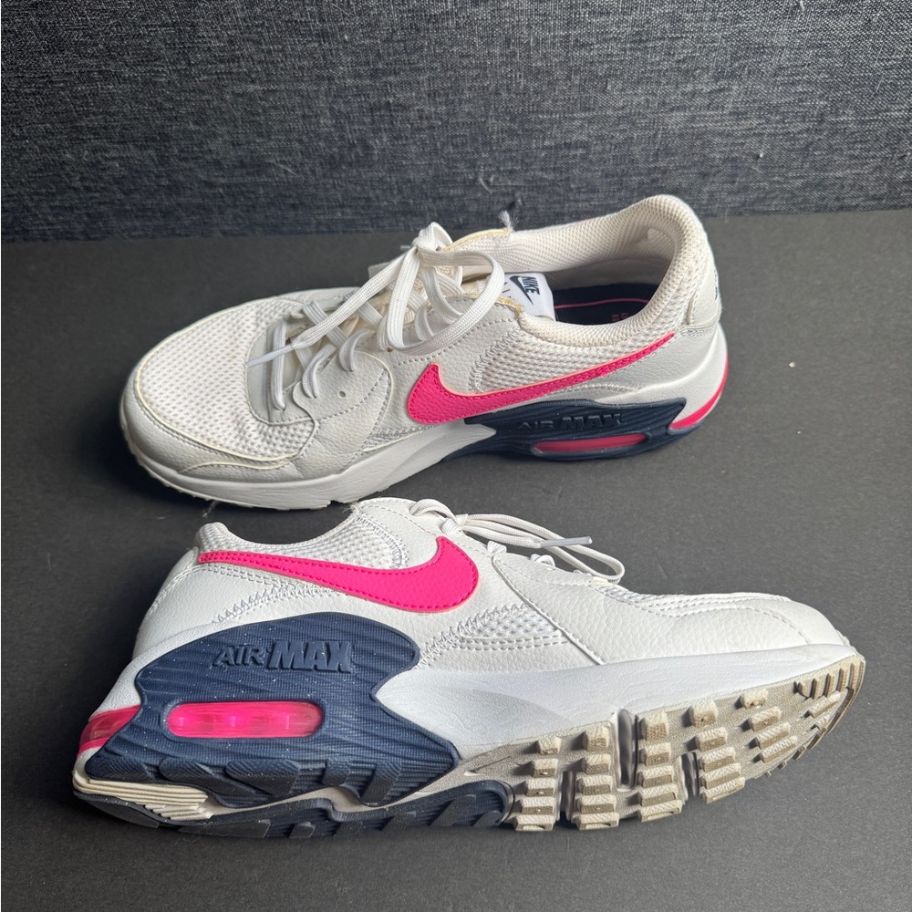 Nike Air Max White/Navy/Pink Sneakers